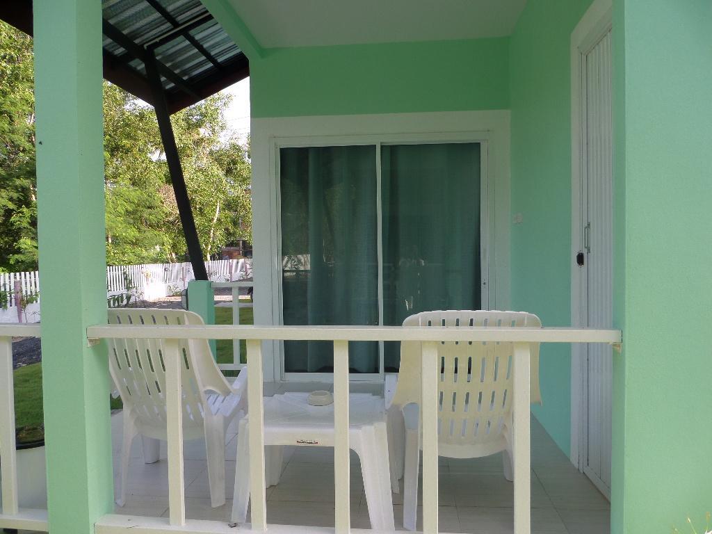 Hotel Lanta Triple Novel à Ko Lanta Extérieur photo